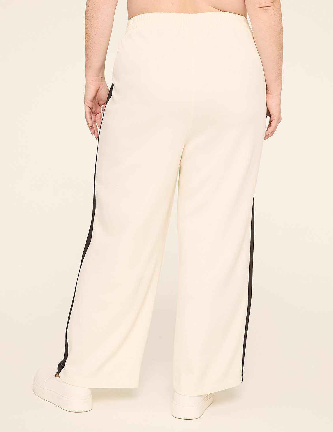 LIVI Knit Pull-on Relaxed Straight Pant Product Image 2