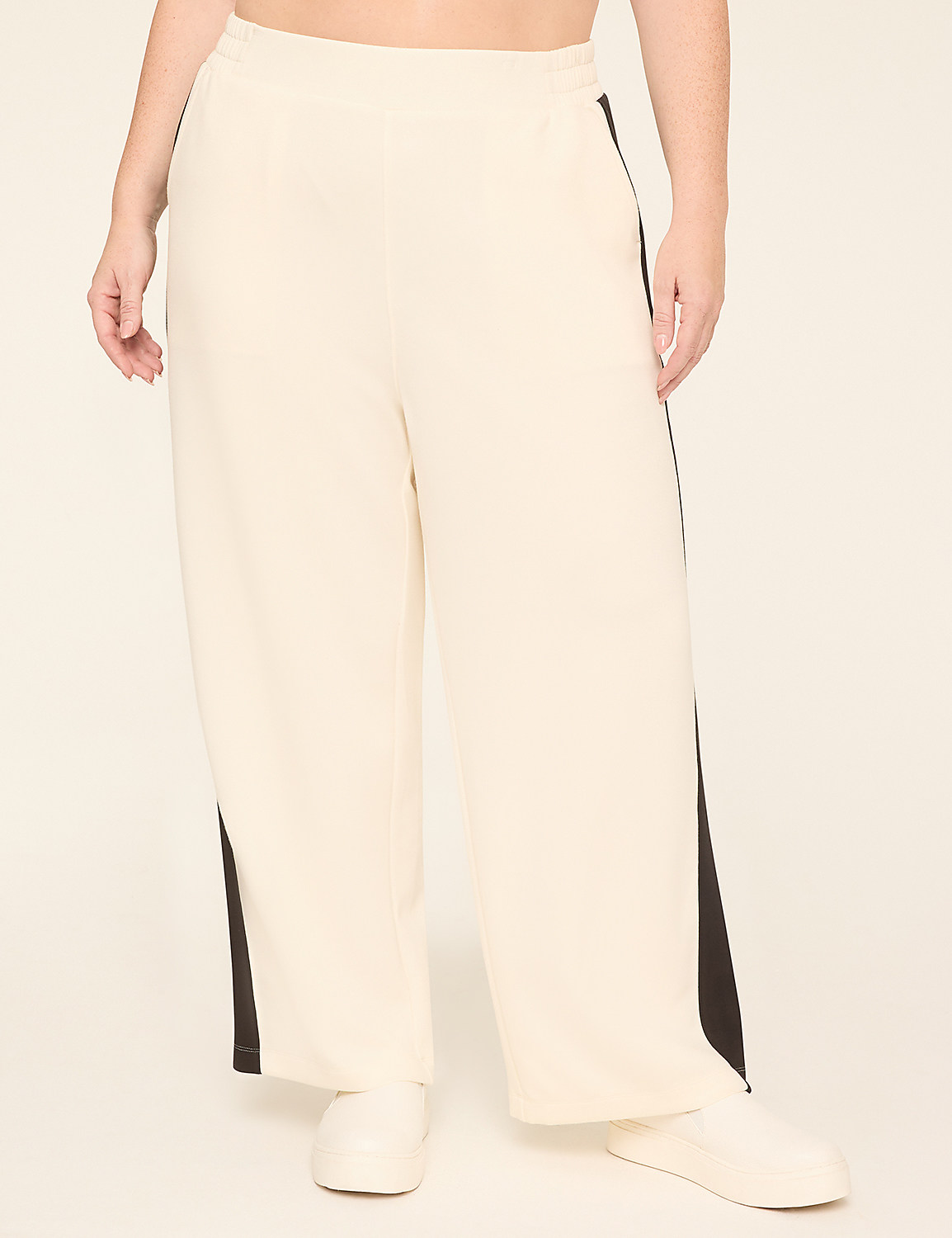 LIVI Knit Pull-on Relaxed Straight Pant Product Image 1