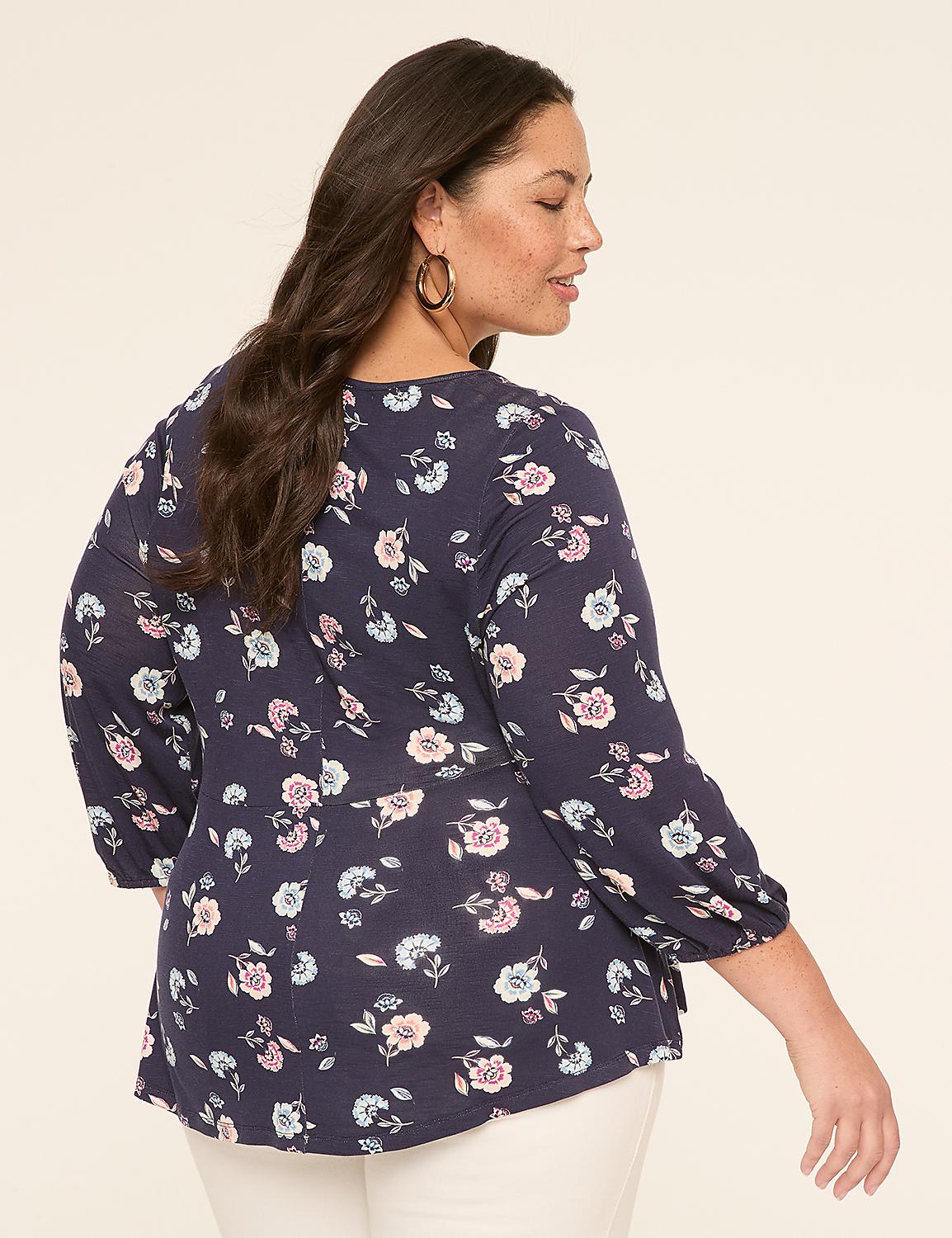 3/4 Sleeve V-Neck Cinched Waist Top Product Image 2