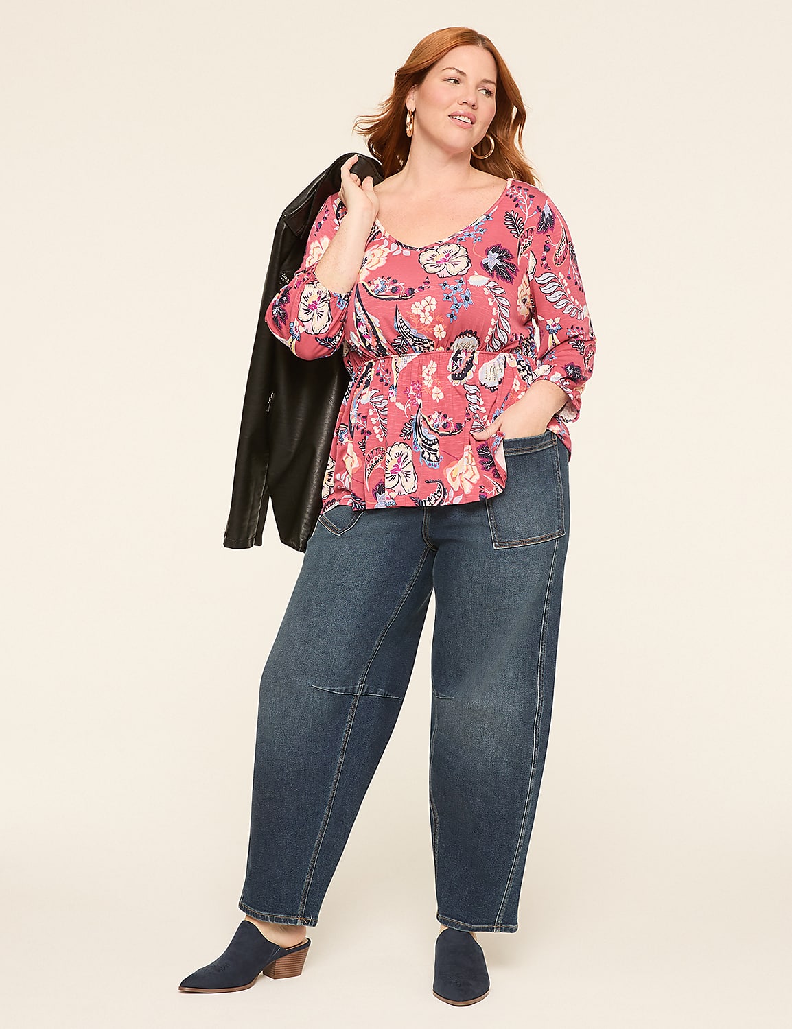 3/4 Sleeve V-Neck Cinched Waist Top Product Image 3