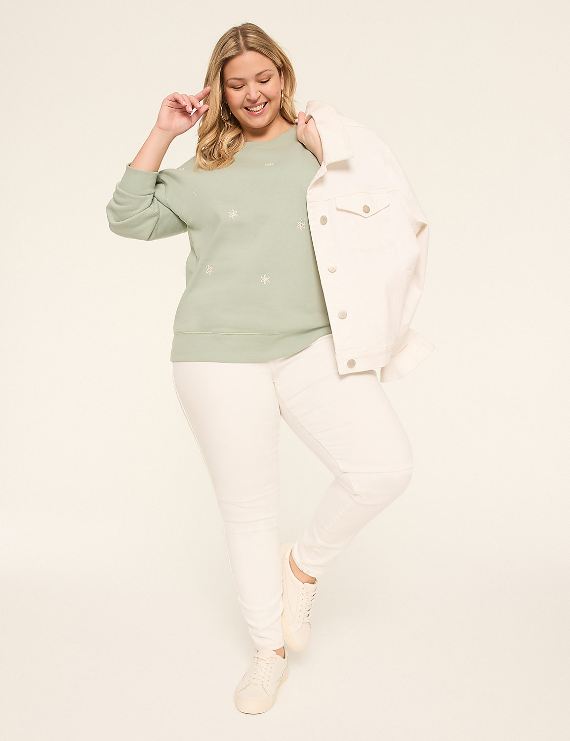 Embroidered Flower Long-Sleeve Sweatshirt Product Image 3