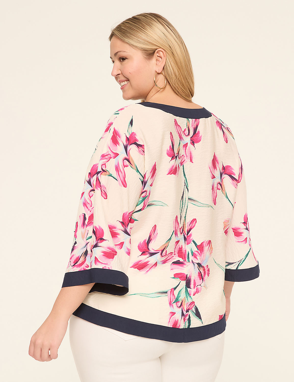 3/4 Dolman-Sleeve V-Neck Popover Top Product Image 2