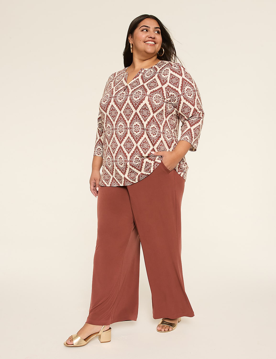 3/4-Sleeve Notch-Neck Keyhole Tee Product Image 3