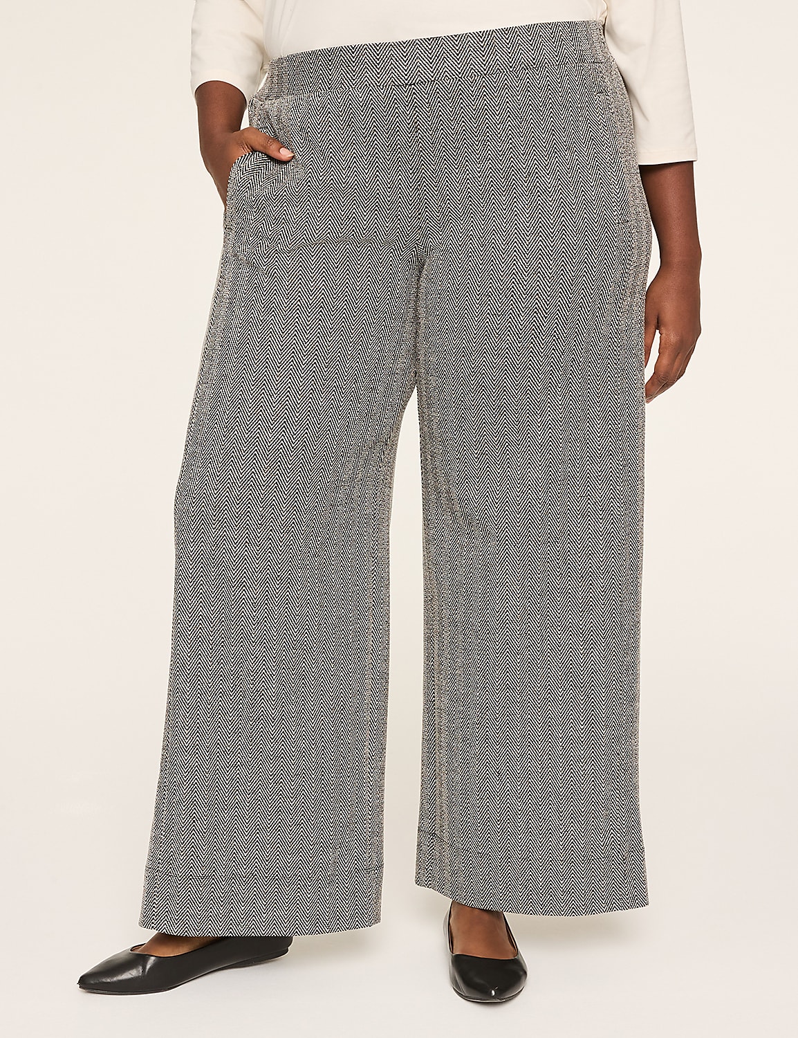 Ponte Pull-On Wide Leg Pant Product Image 1