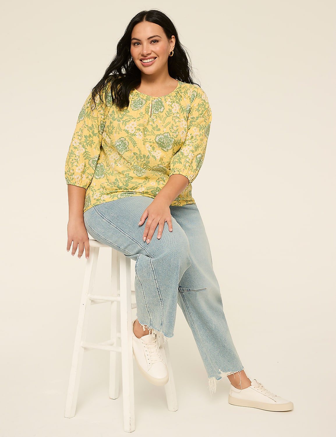 Elbow Sleeve Scoop-Neck Blouse Product Image 3