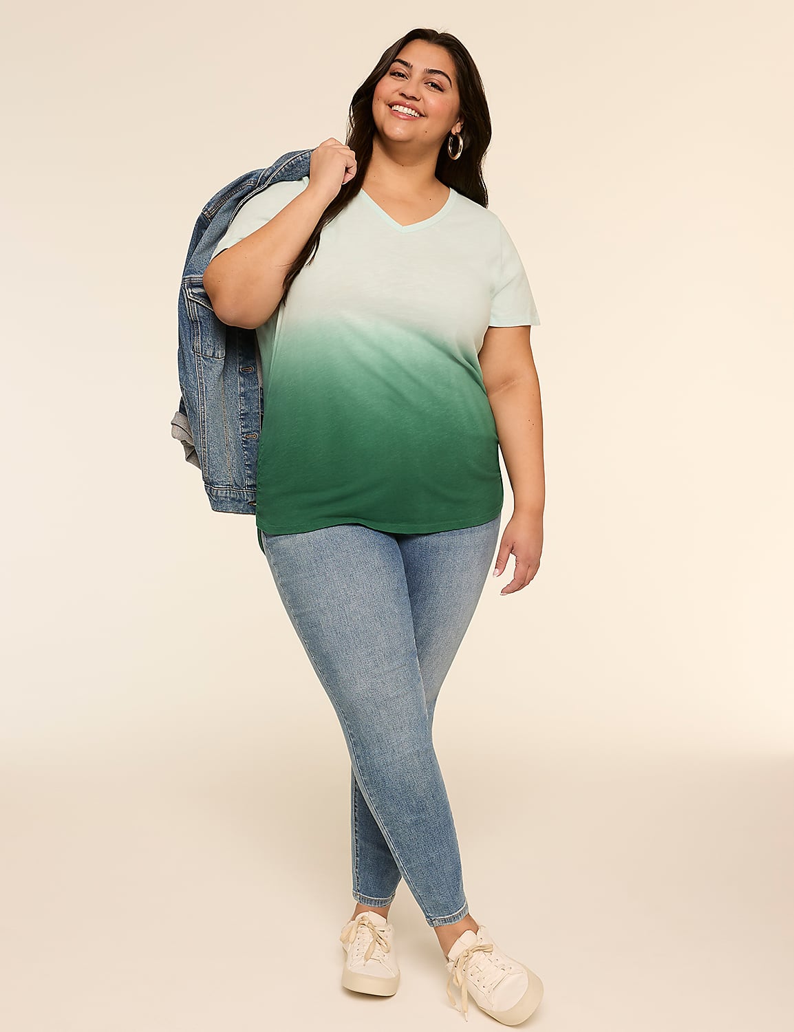 Short-Sleeve V-Neck Side-Ruched Tee Product Image 3