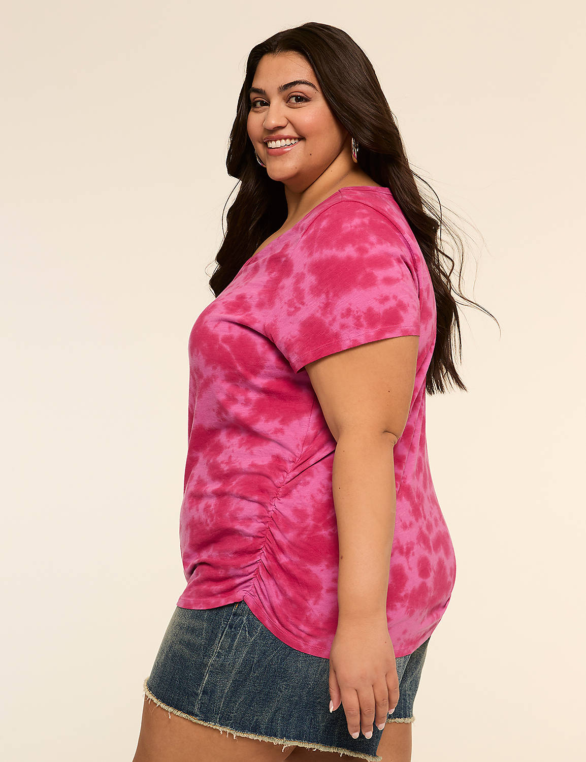 Short-Sleeve V-Neck Side-Ruched Tee Product Image 2