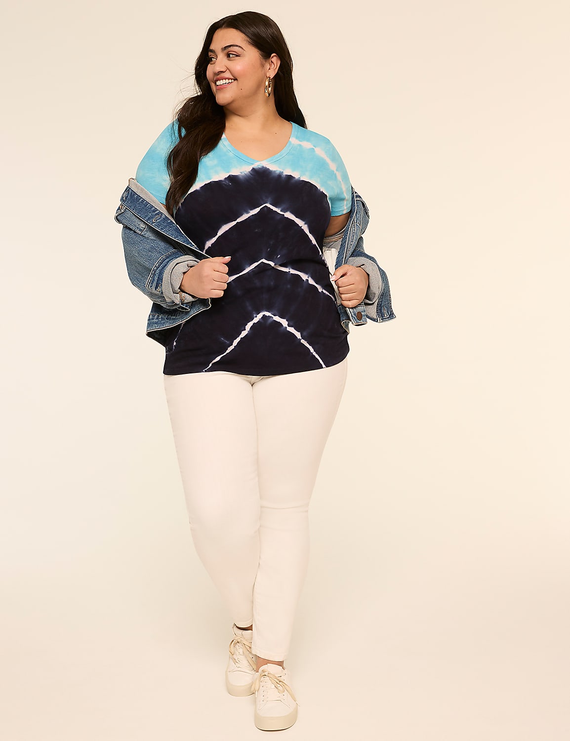 Short-Sleeve V-Neck Side-Ruched Tee Product Image 3