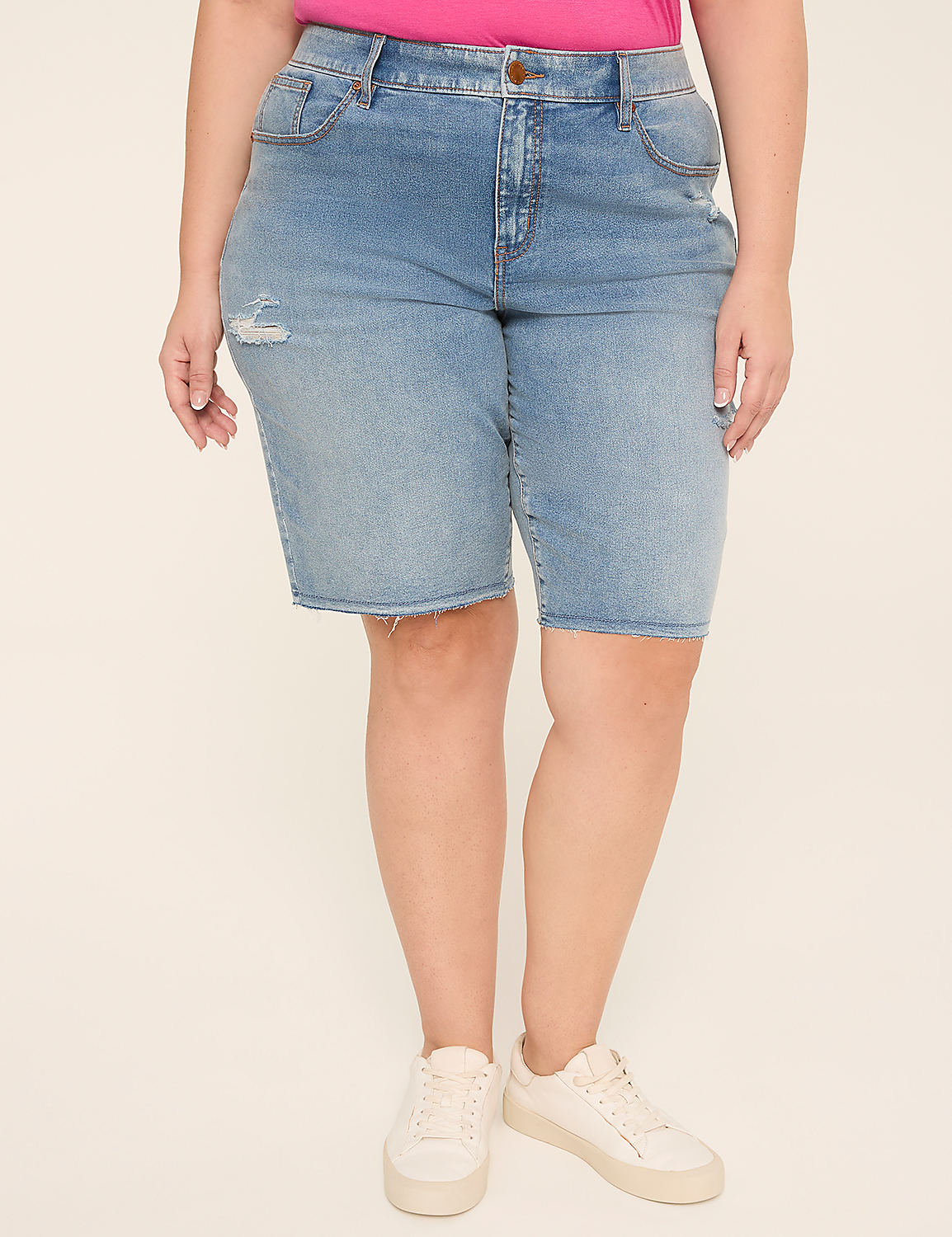 No-Gap Curvy Fit Fitted 10" Bermuda Short Product Image 1