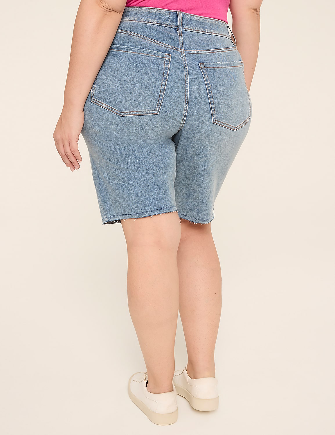 No-Gap Curvy Fit Fitted 10" Bermuda Short Product Image 2