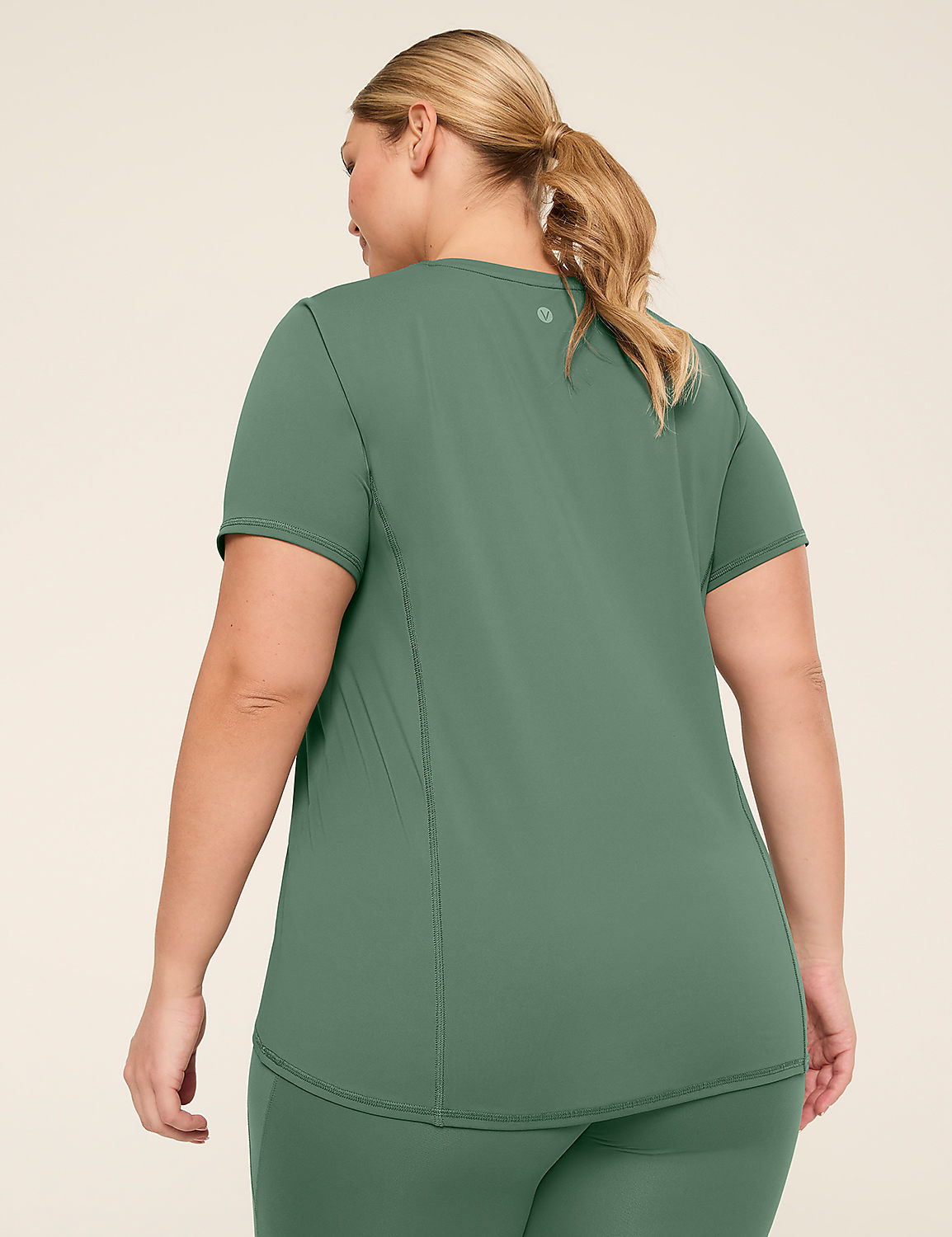 LIVI Short-Sleeve Crew-Neck Wicking Tee Product Image 10