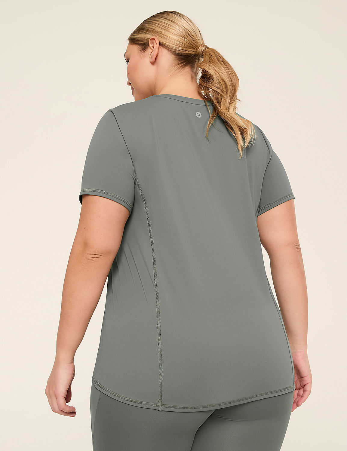 LIVI Short-Sleeve Crew-Neck Wicking Tee Product Image 14