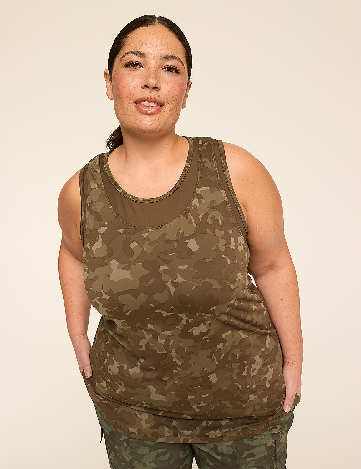 LIVI Wicking Crew-Neck Tank Top Product Image 1