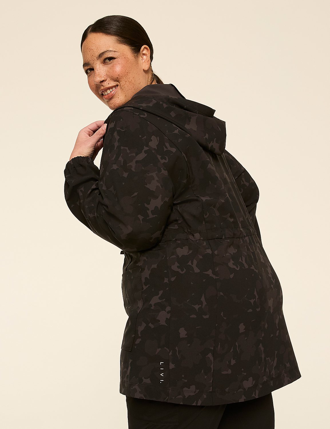 LIVI Full-Zip Cinched-Waist Jacket Product Image 2