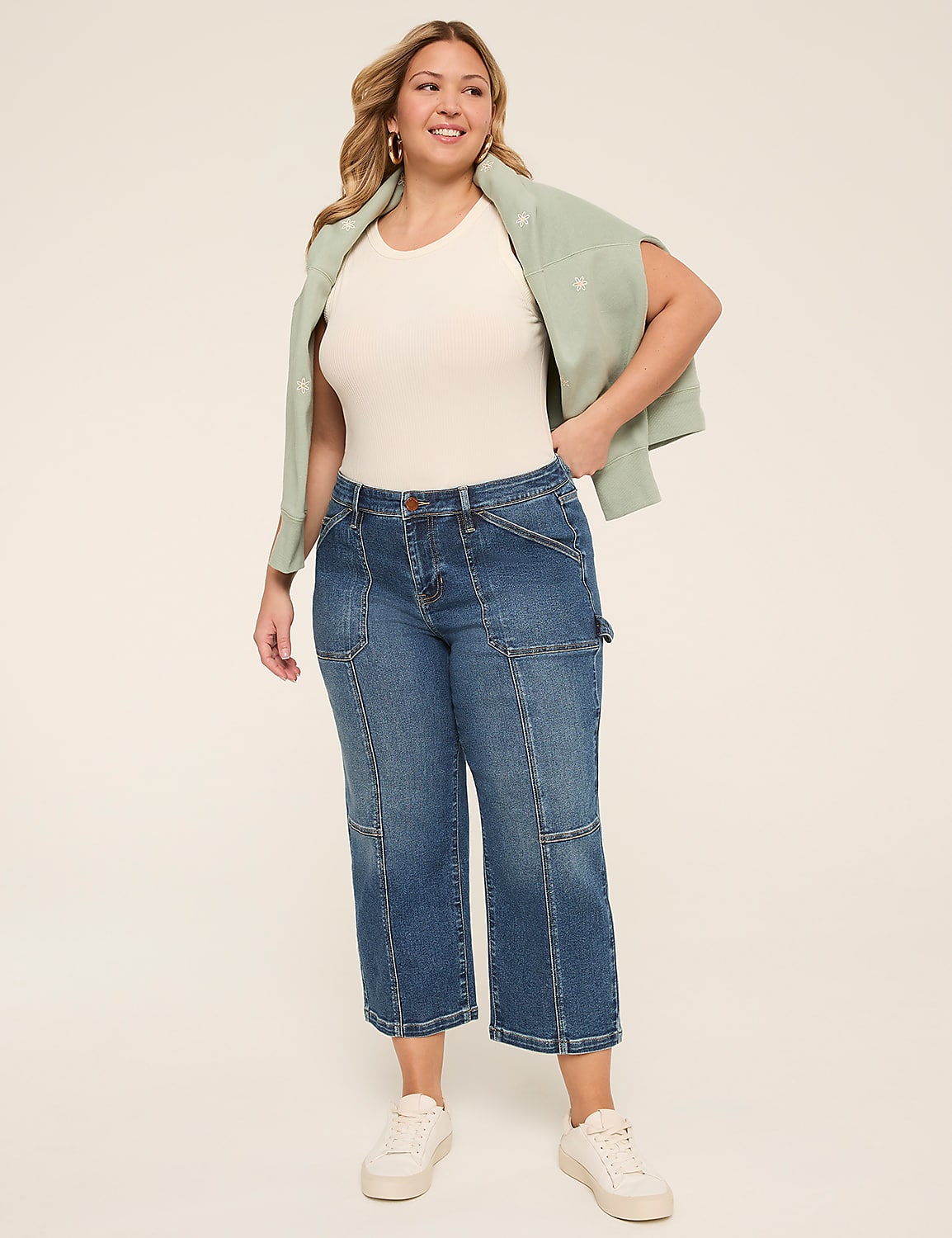 360 Flex Signature Fit Mid-Rise Straight Capri Product Image 3