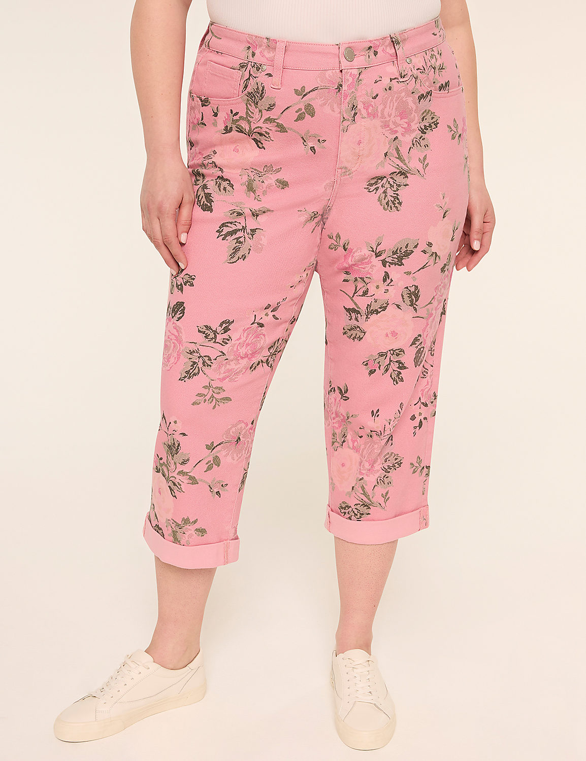 Mid-Rise Boyfriend Capri Product Image 1