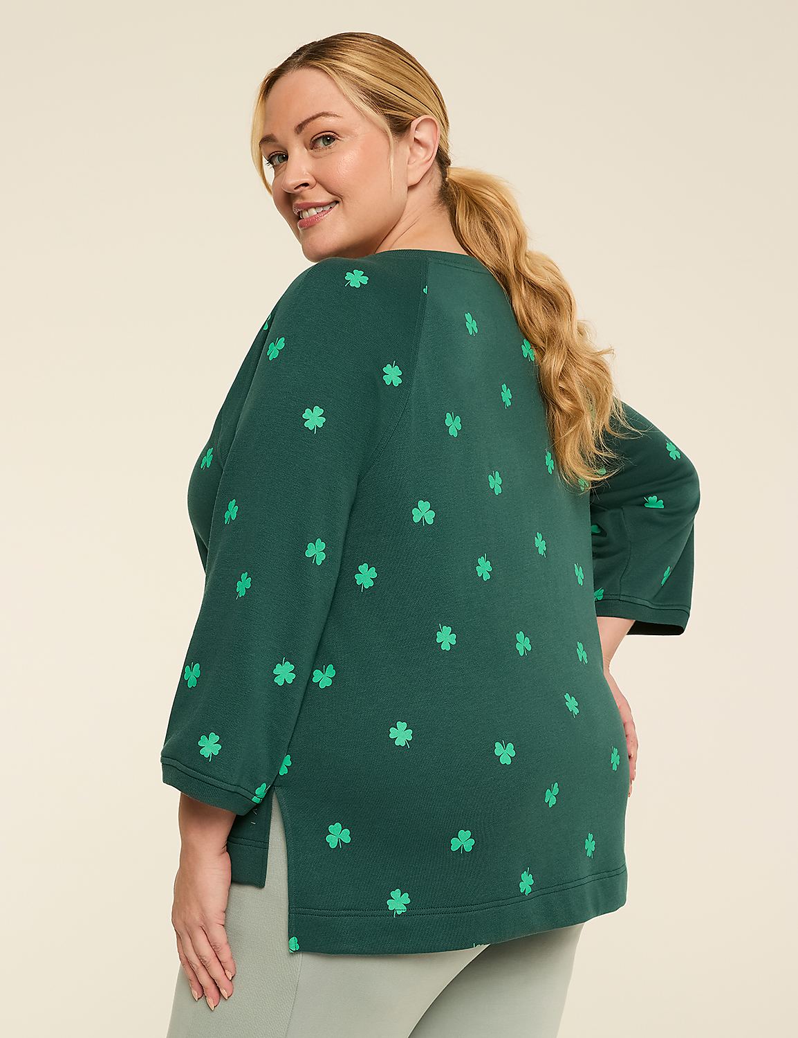 LIVI 3/4-Sleeve Clover Leaf Sweatshirt Product Image 2