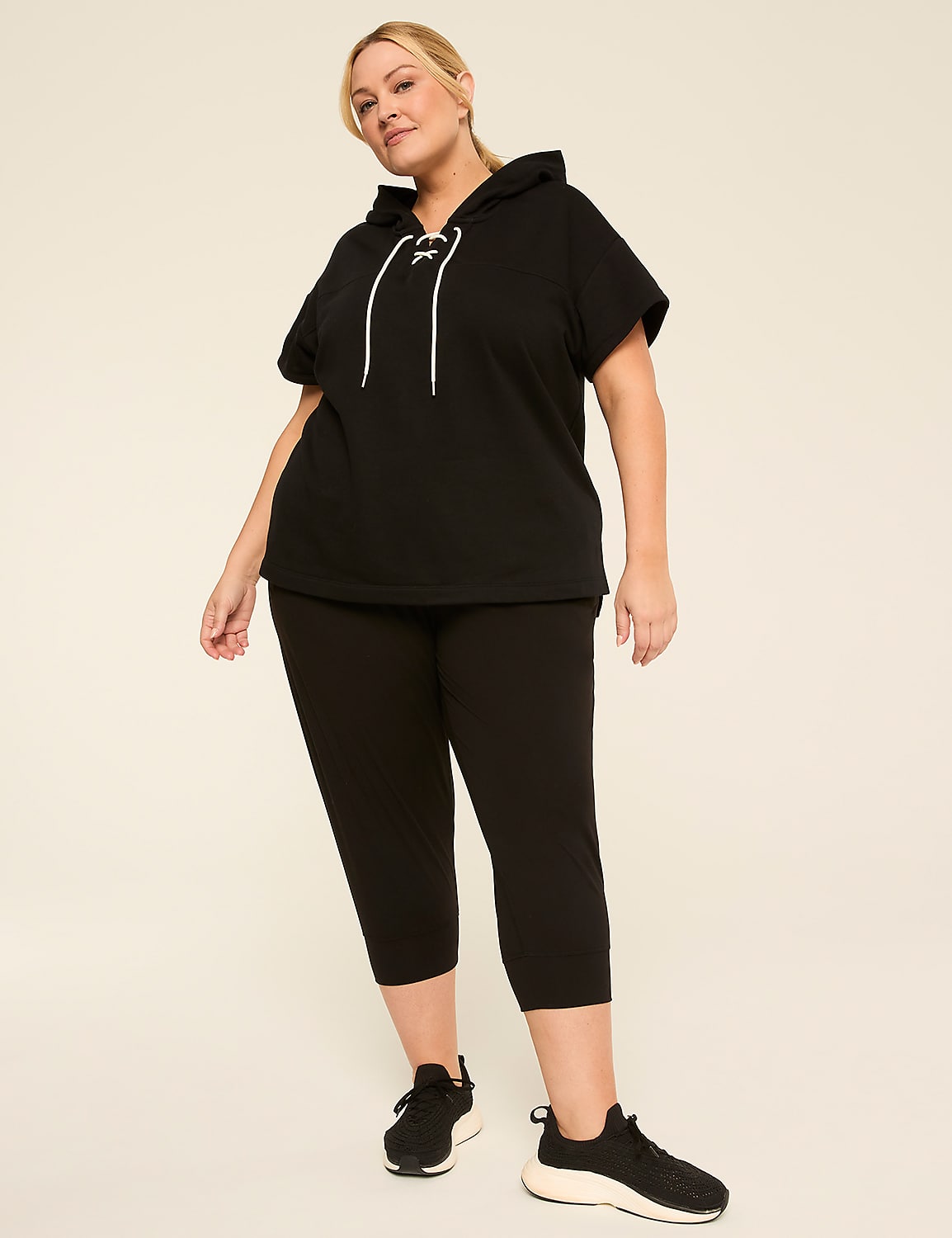 LIVI Short-Sleeve Hoodie Product Image 3