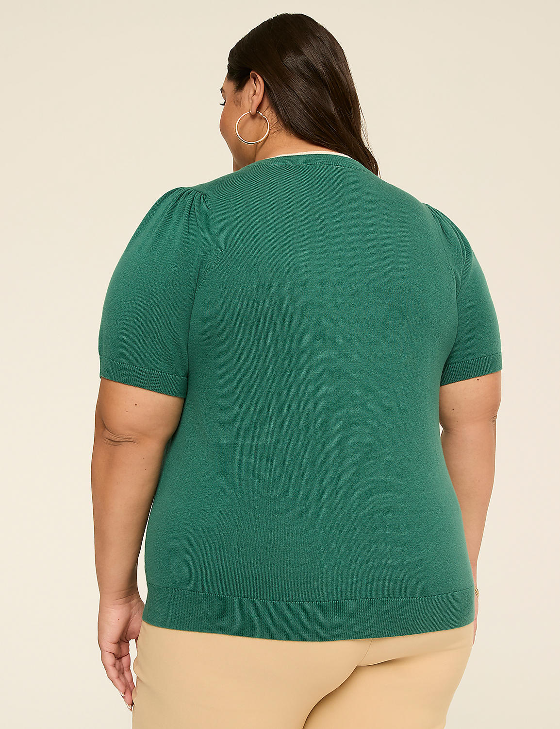 Round-Neck Pullover Sweater Product Image 2
