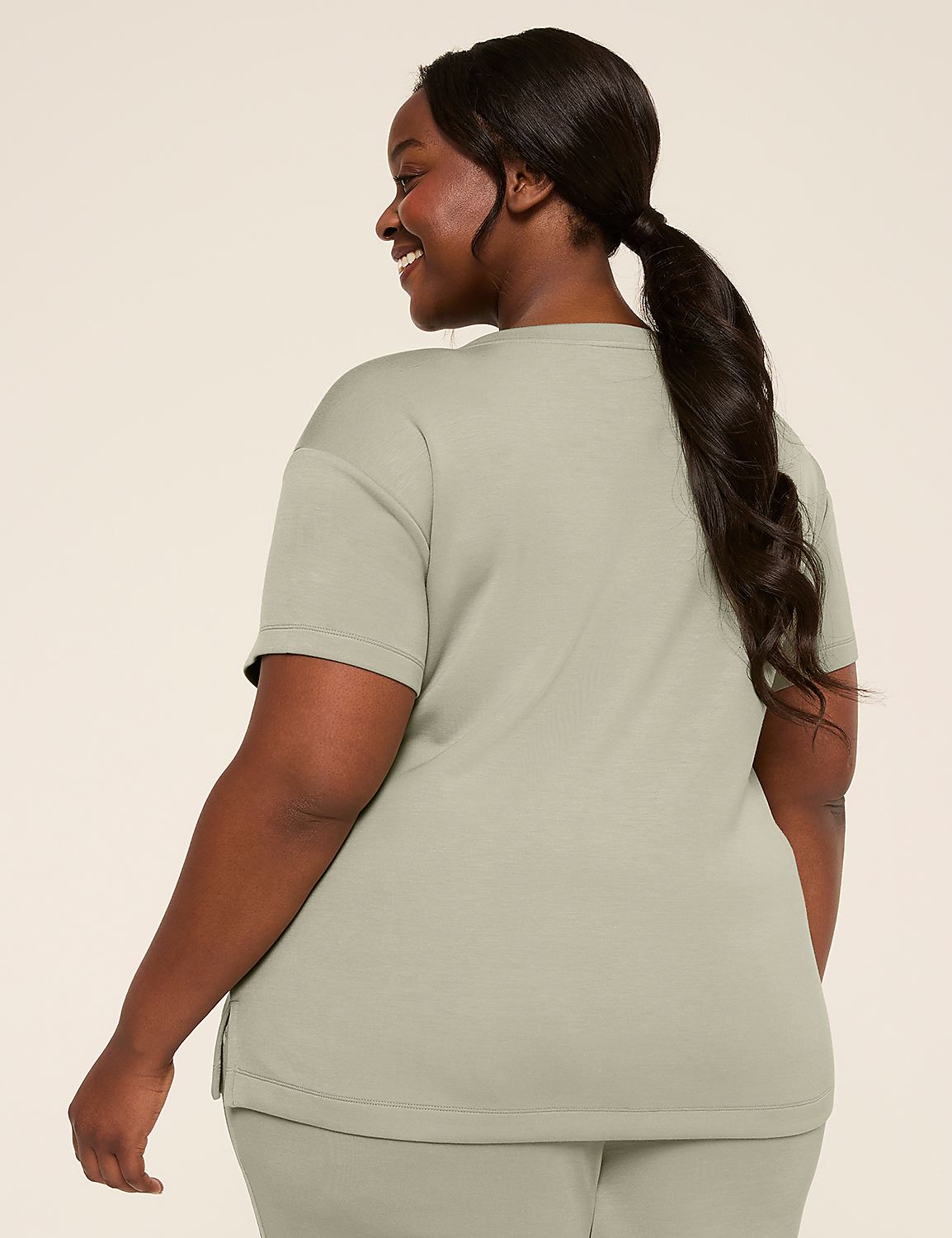 LIVI Journey V-Neck Top Product Image 5