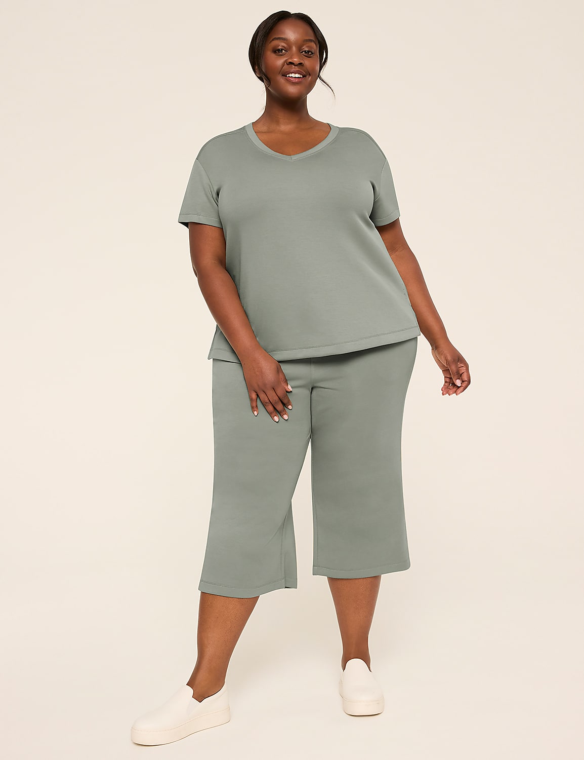 LIVI Journey V-Neck Top Product Image 3