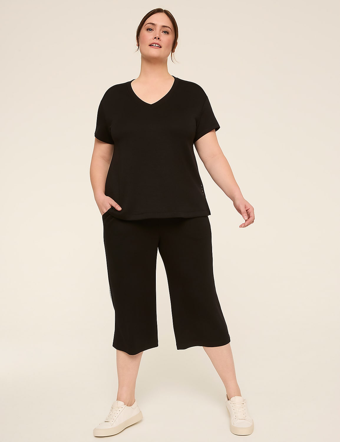 LIVI Journey V-Neck Top Product Image 3