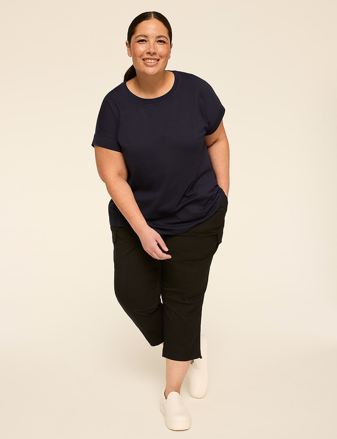 LIVI Soft Short-Sleeve Crew-Neck Tee Product Image 3