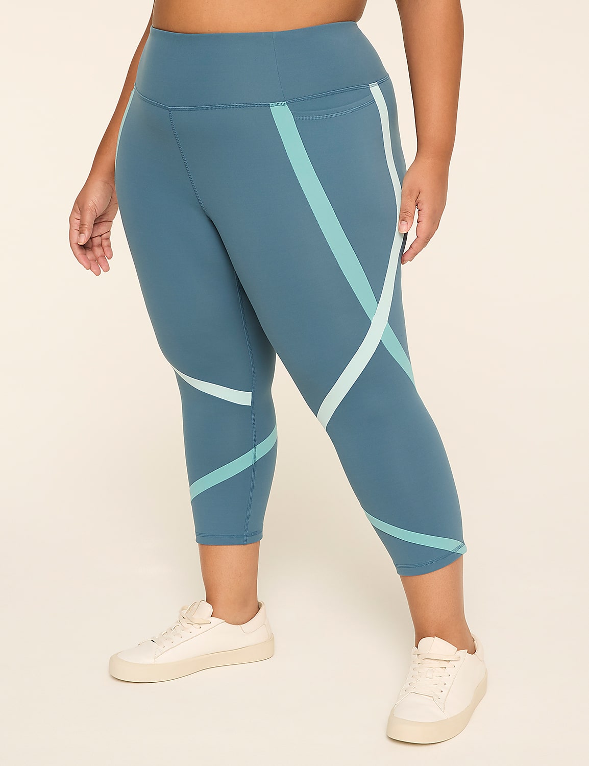 LIVI Soft Colorblock 21" Capri Legging Product Image 1