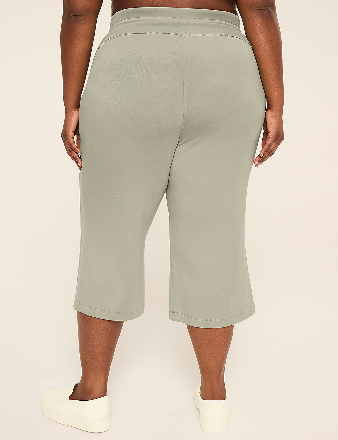 LIVI Journey Relaxed Straight Crop Pant Product Image 5