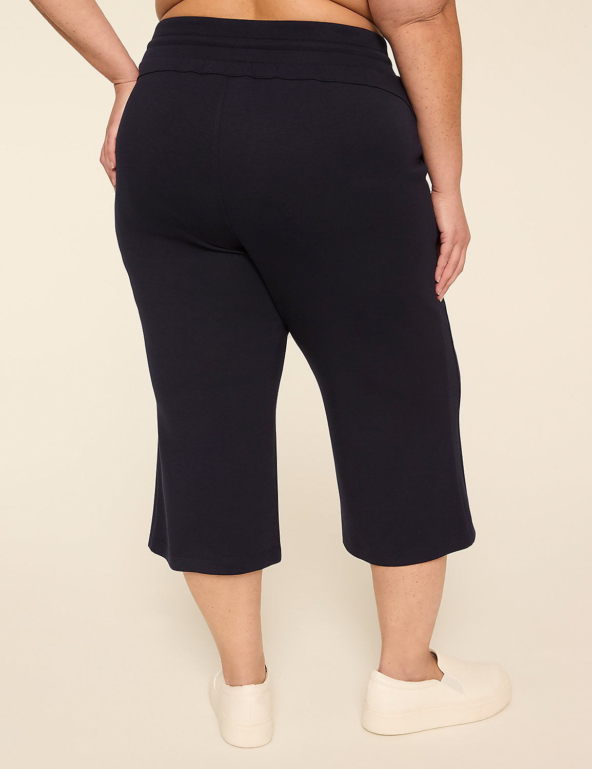 LIVI Journey Relaxed Straight Crop Pant Product Image 2