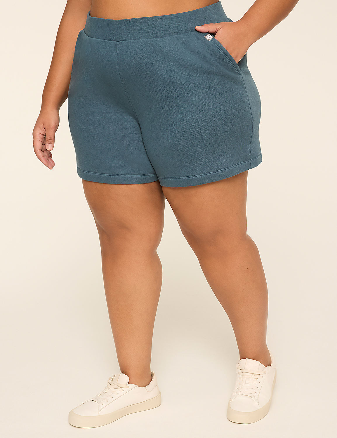 LIVI Knit Short Product Image 1