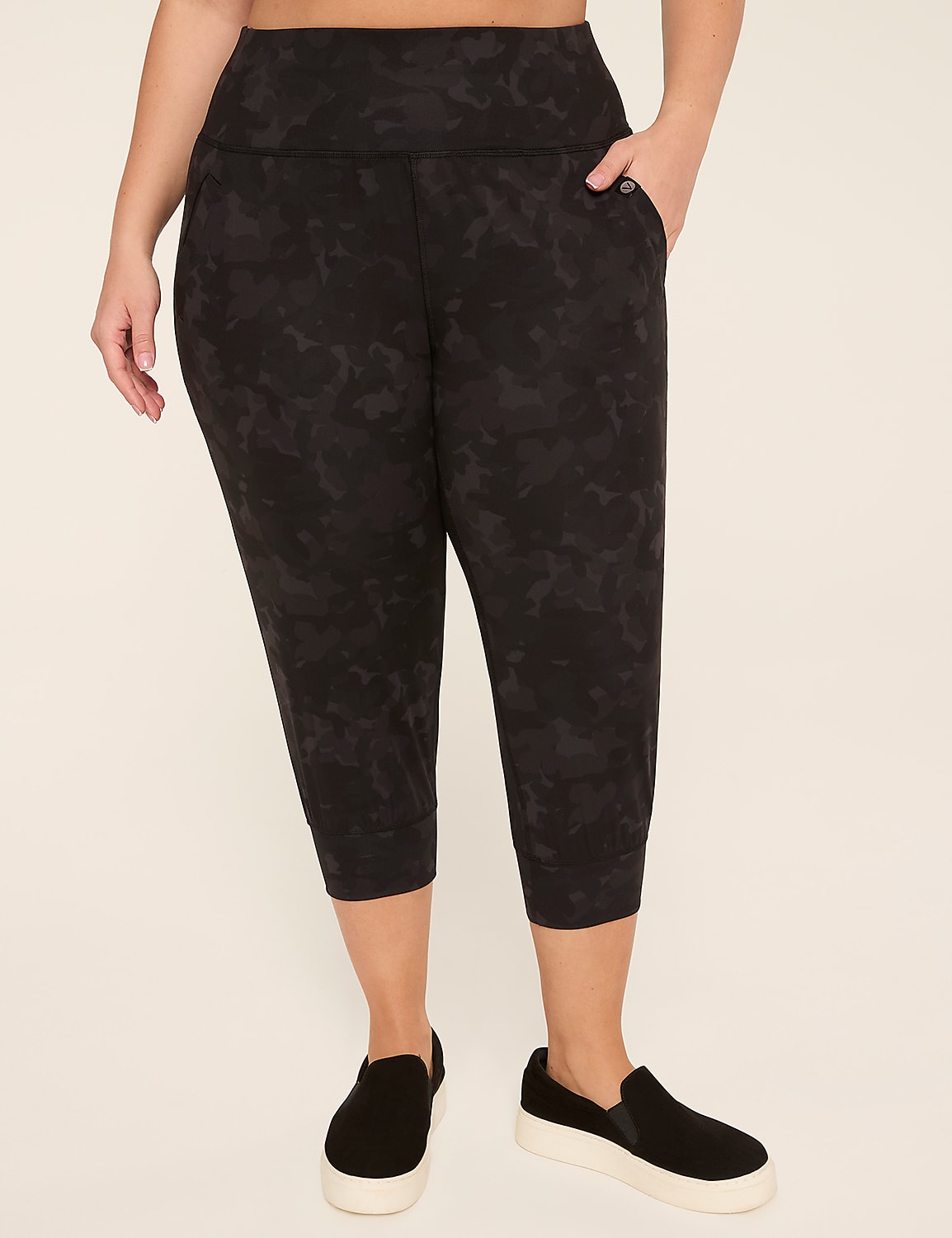 LIVI Soft Mid-Rise Capri Jogger Product Image 1