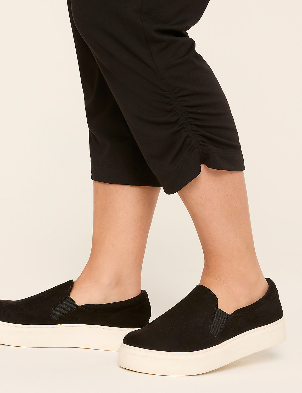LIVI Soft Ruched Crop Product Image 4