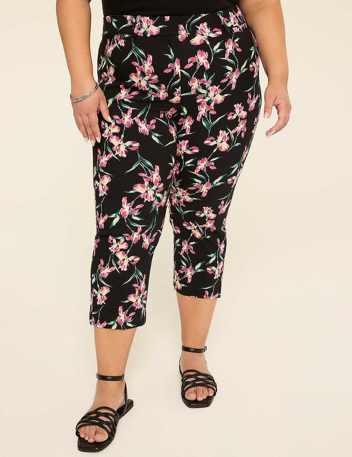 4-Season Slim Capri Pant Product Image 1