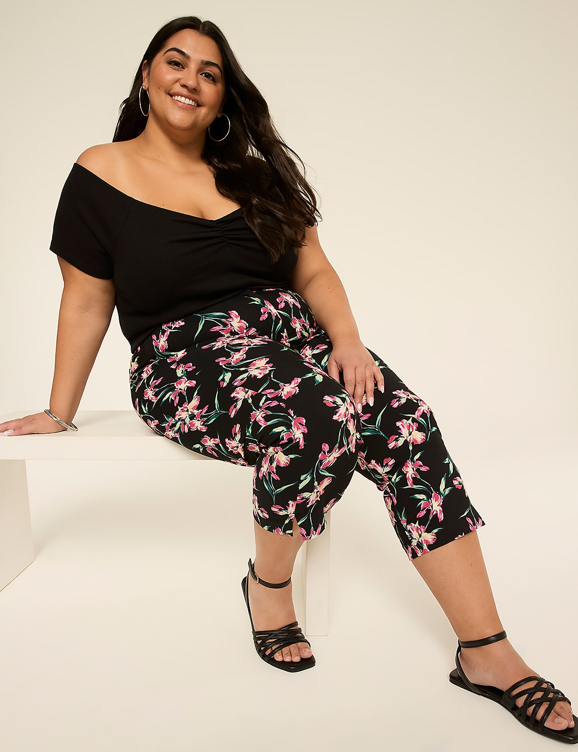 4-Season Slim Capri Pant Product Image 3