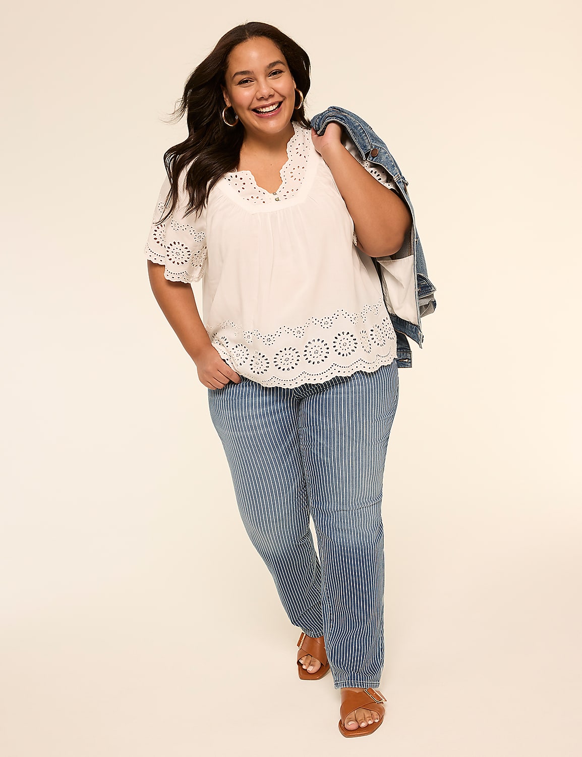 Swing V-Neck Eyelet Blouse Product Image 3