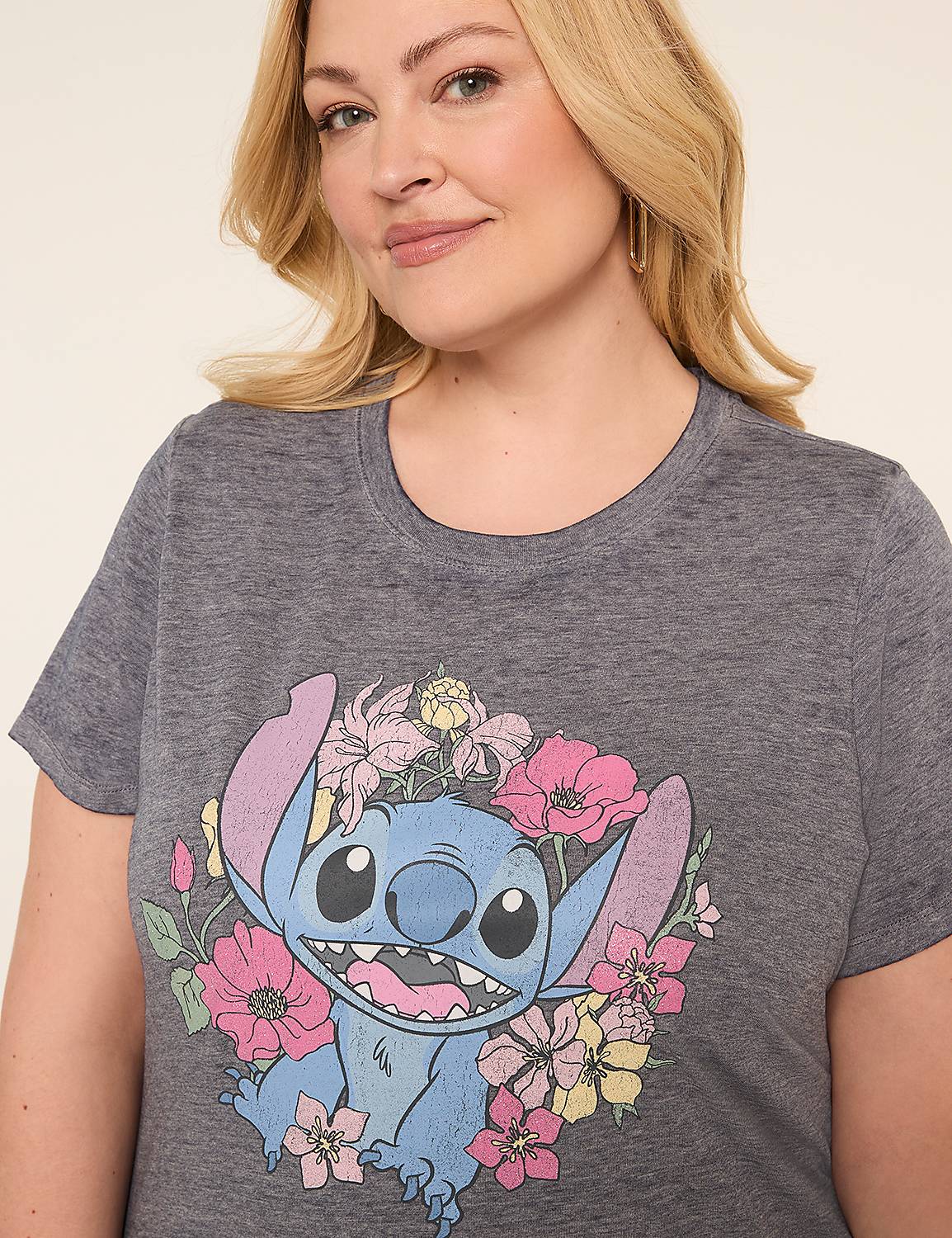 Crew-Neck Stitch Graphic Product Image 4