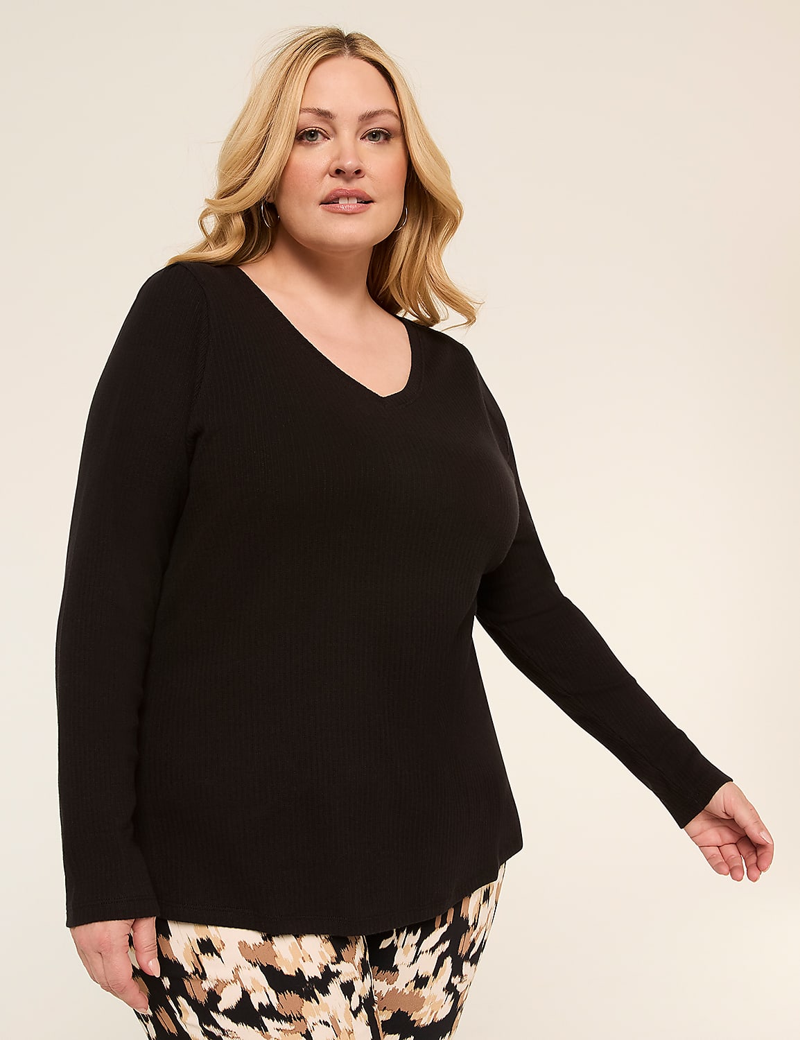 V-Neck Rib Tee Product Image 1
