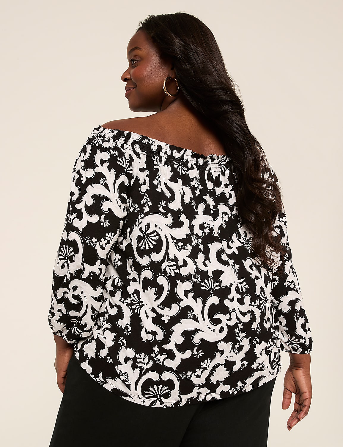 Long-Sleeve Off-The-Shoulder Knit Top Product Image 2