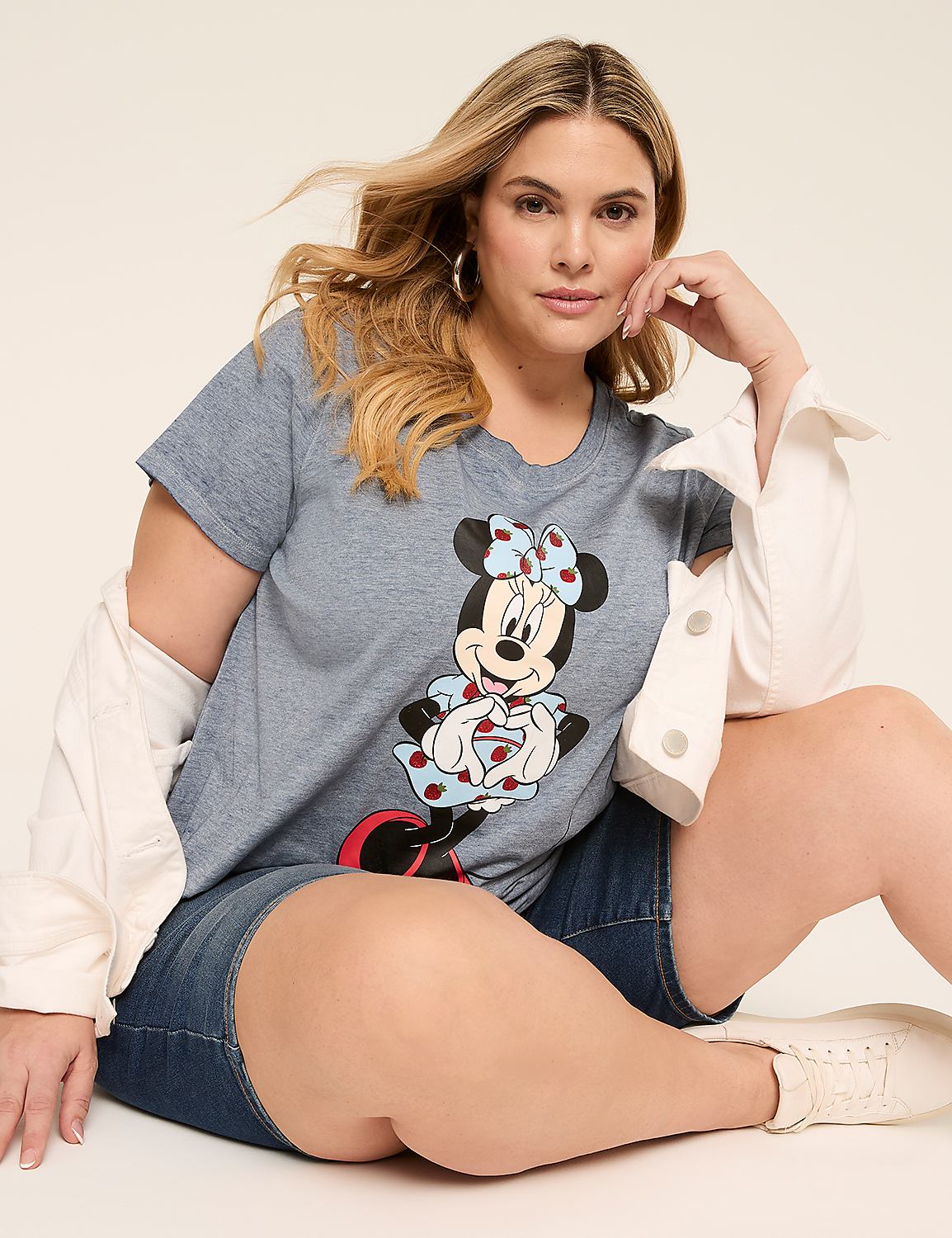 Minnie Mouse Graphic Tee Product Image 3