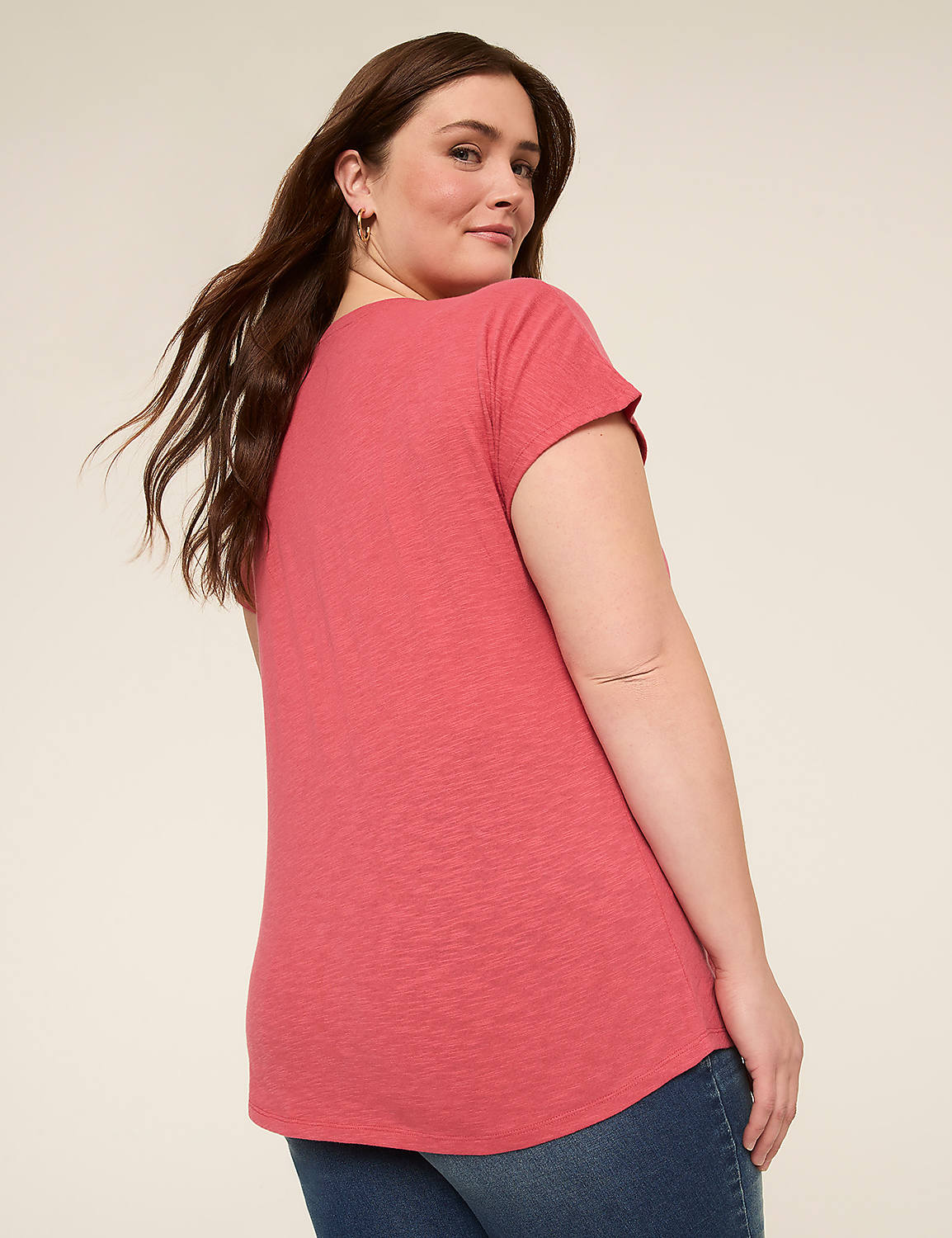 Scoop-Neck Short-Sleeve Heart Graphic Tee Product Image 2