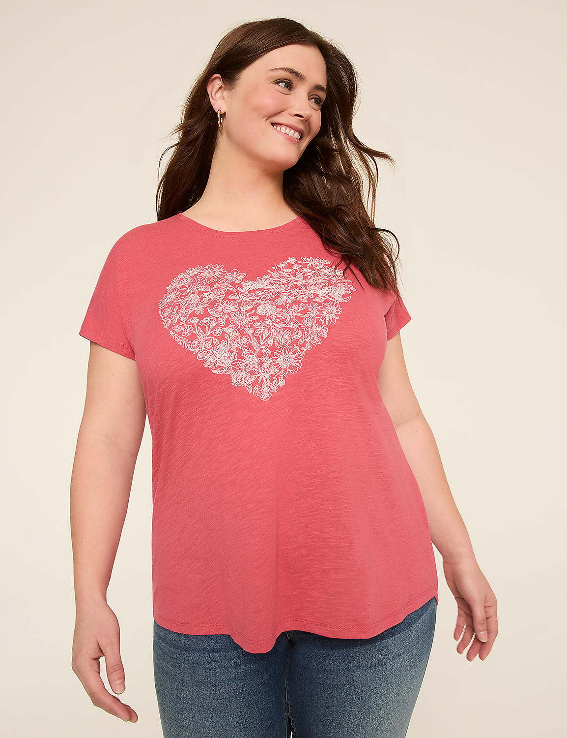Scoop-Neck Short-Sleeve Heart Graphic Tee Product Image 1