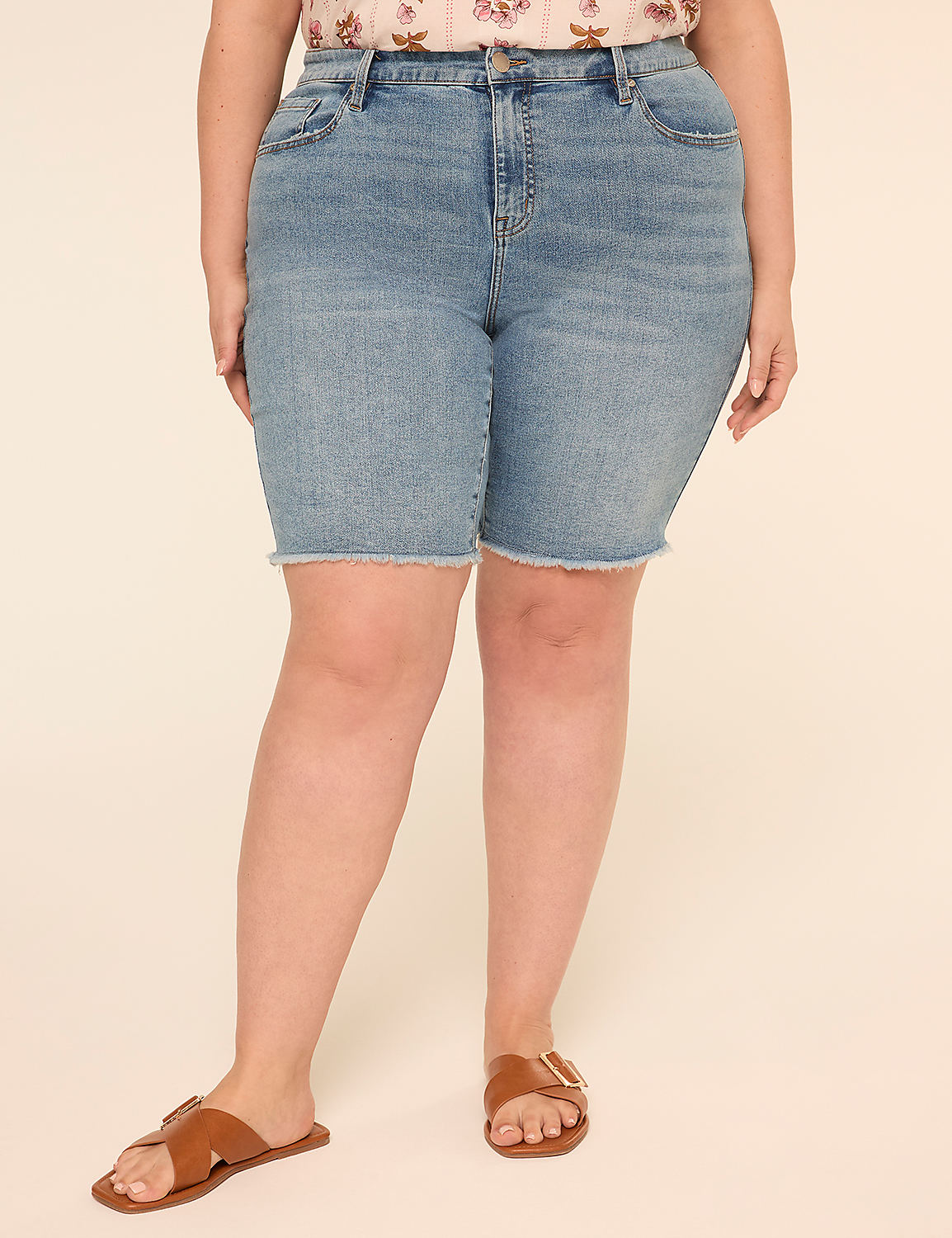 Genius Fitted 10" Bermuda Short Product Image 1