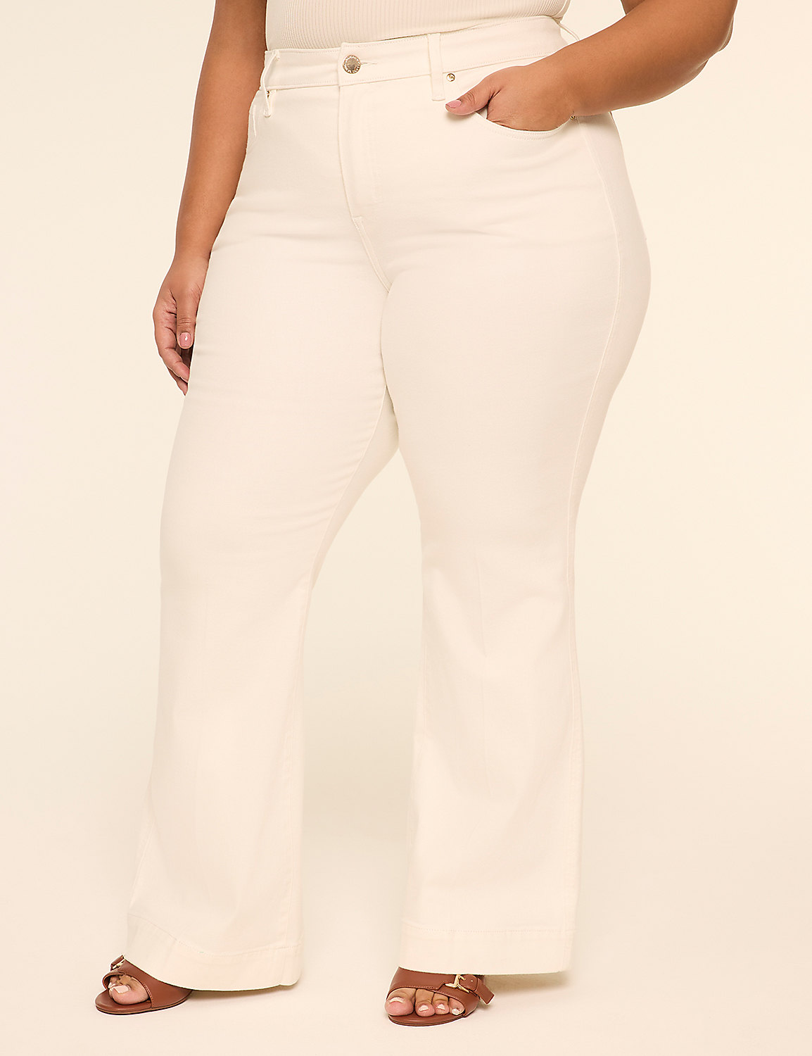 No-Gap Curvy Fit Flare Jean Product Image 1
