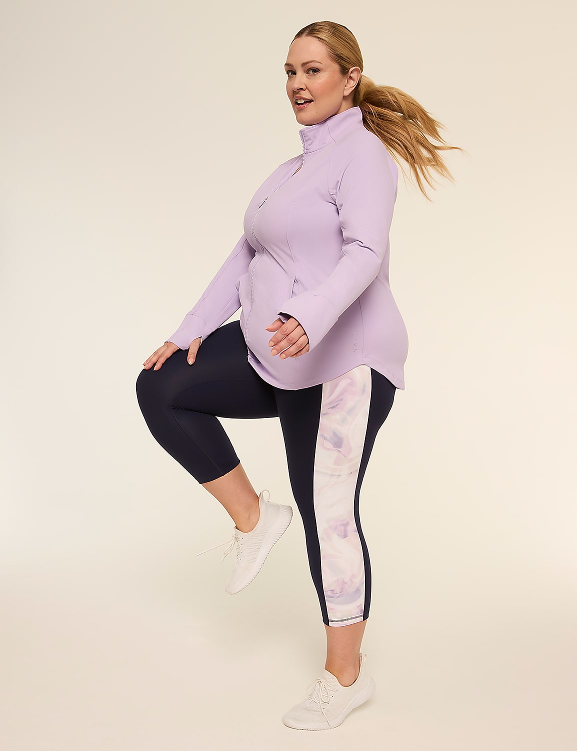LIVI Soft Zip-Front Jacket Product Image 3