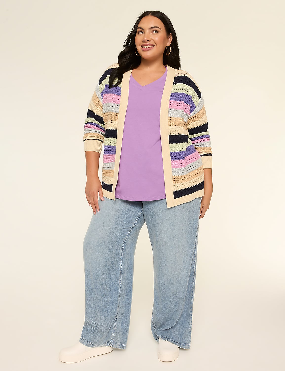 Perfect Sleeve V-Neck Tee Product Image 3