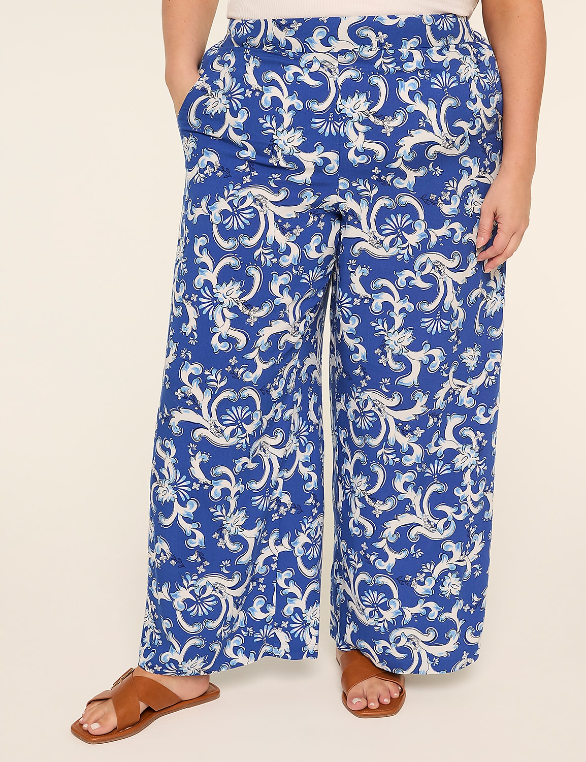 Pull-On Printed Wide Leg Pant Product Image 1