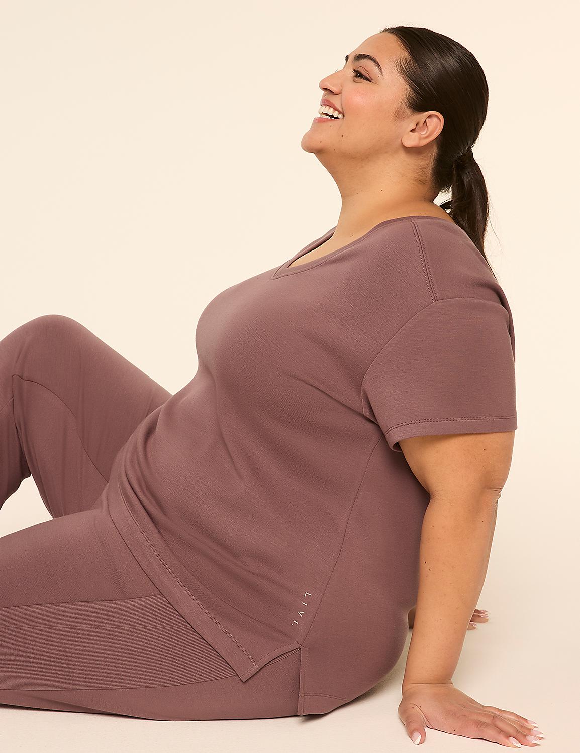 LIVI Journey V-Neck Top Product Image 3