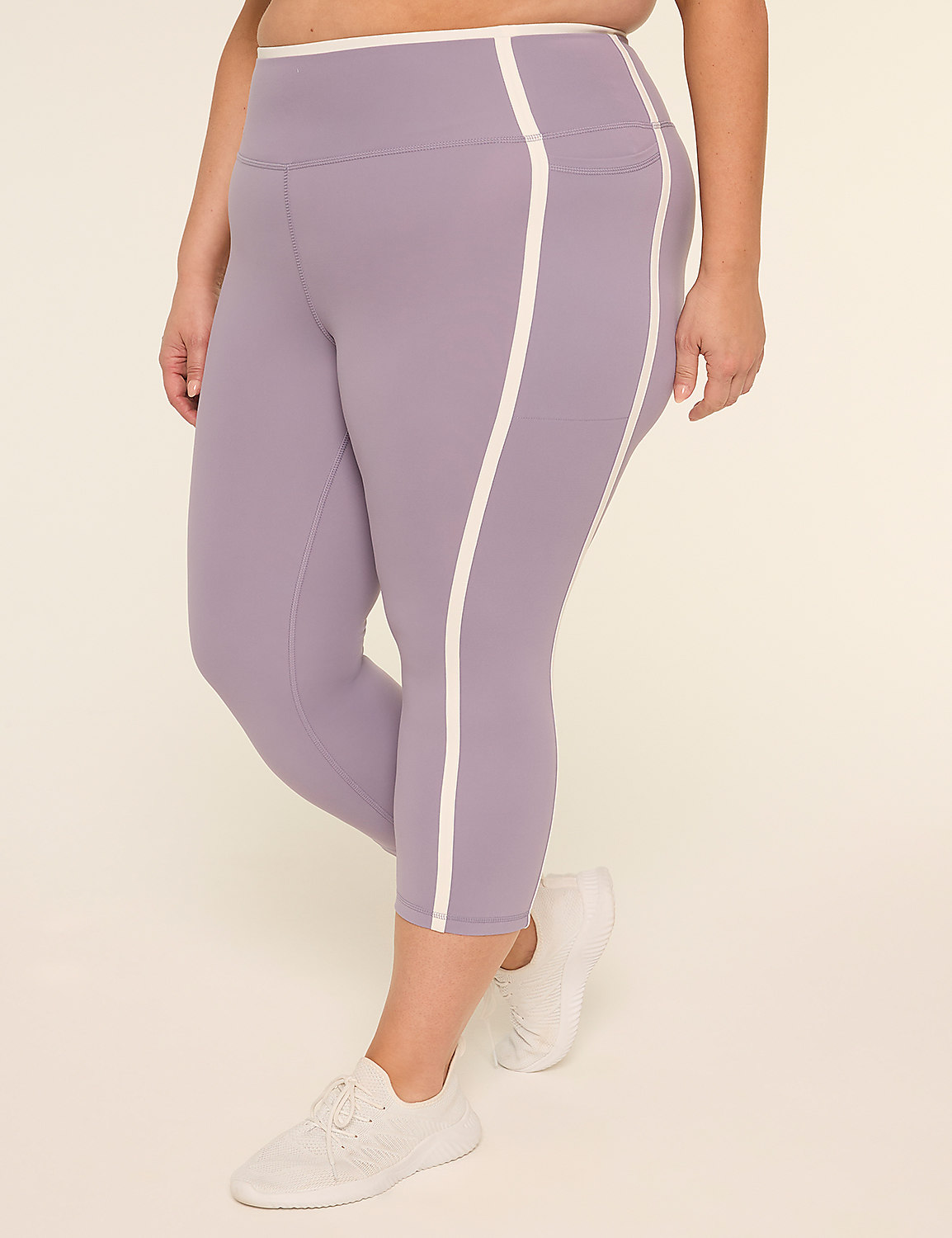 LIVI Soft Piped 21" Capri Legging Product Image 1