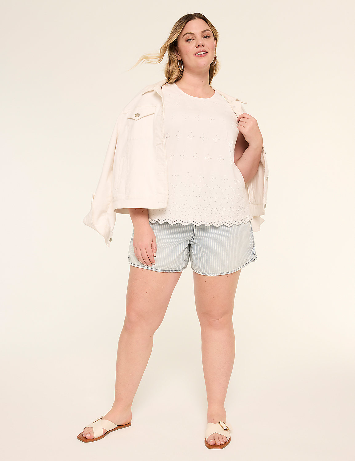 Cloud Knit Pull-On Relaxed 4" Short Product Image 3